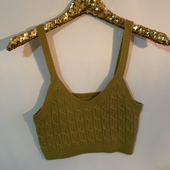 Green knit Crop Top - Picture 6 of 12